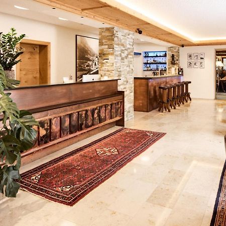 "Quality Hosts Arlberg" Hotel Garni Moessmer Sankt Anton am Arlberg Luaran gambar