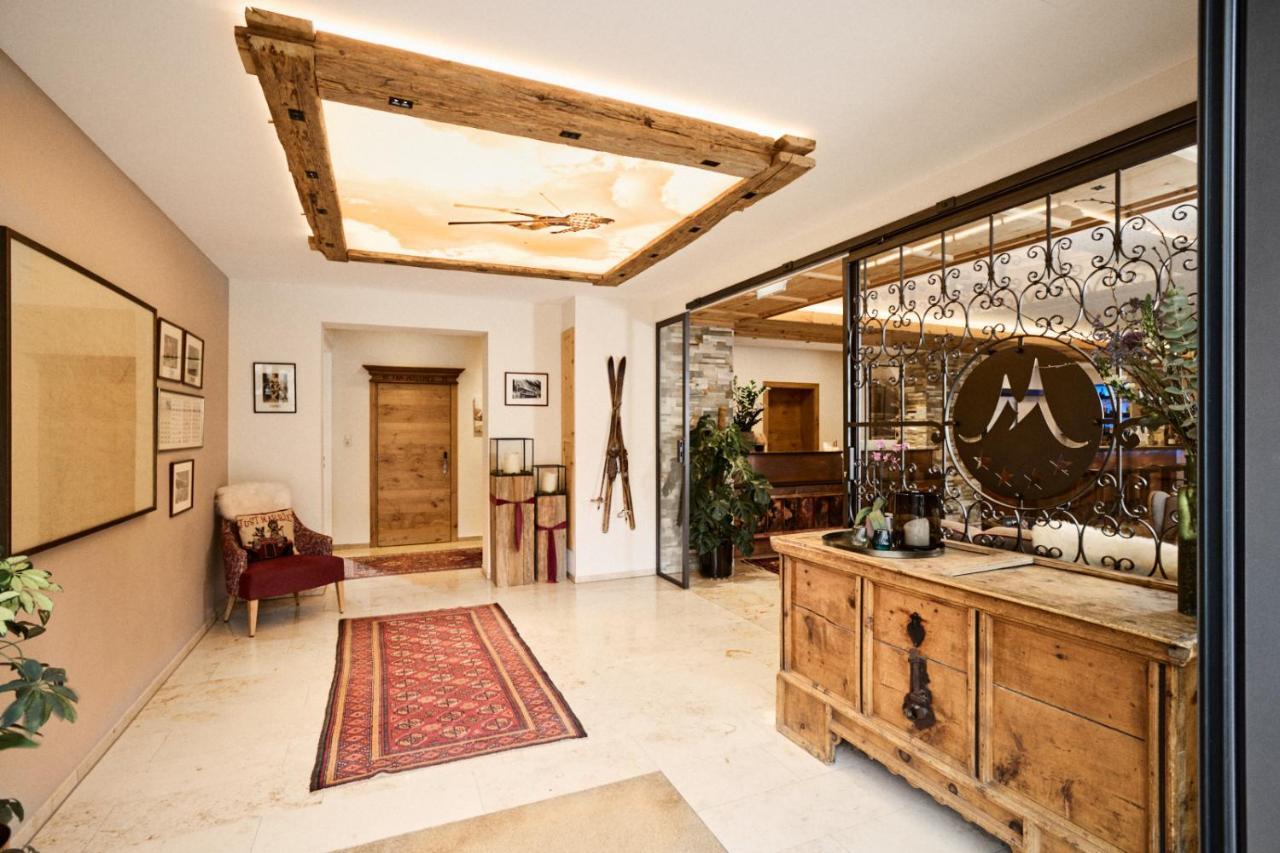 "Quality Hosts Arlberg" Hotel Garni Moessmer Sankt Anton am Arlberg Luaran gambar