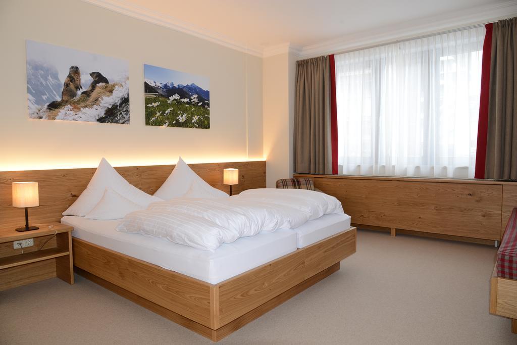 "Quality Hosts Arlberg" Hotel Garni Moessmer Sankt Anton am Arlberg Luaran gambar