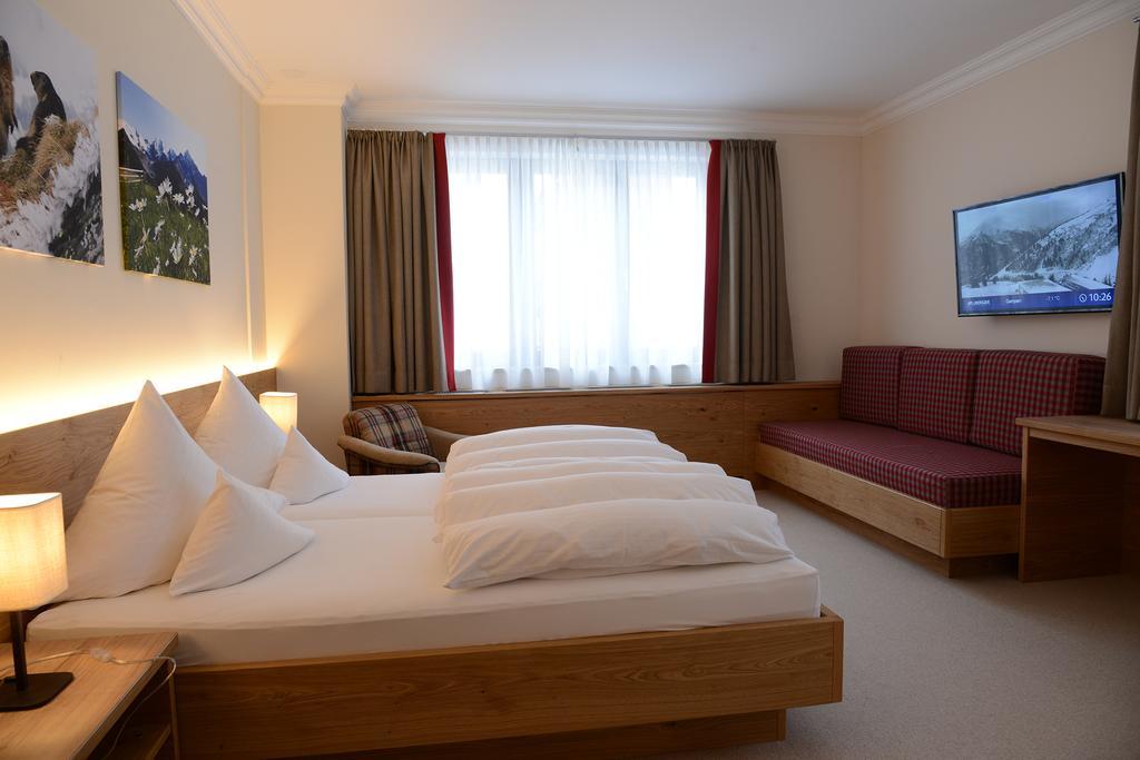 "Quality Hosts Arlberg" Hotel Garni Moessmer Sankt Anton am Arlberg Luaran gambar